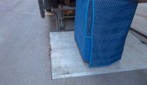 Blanket wrapped item on a liftgate